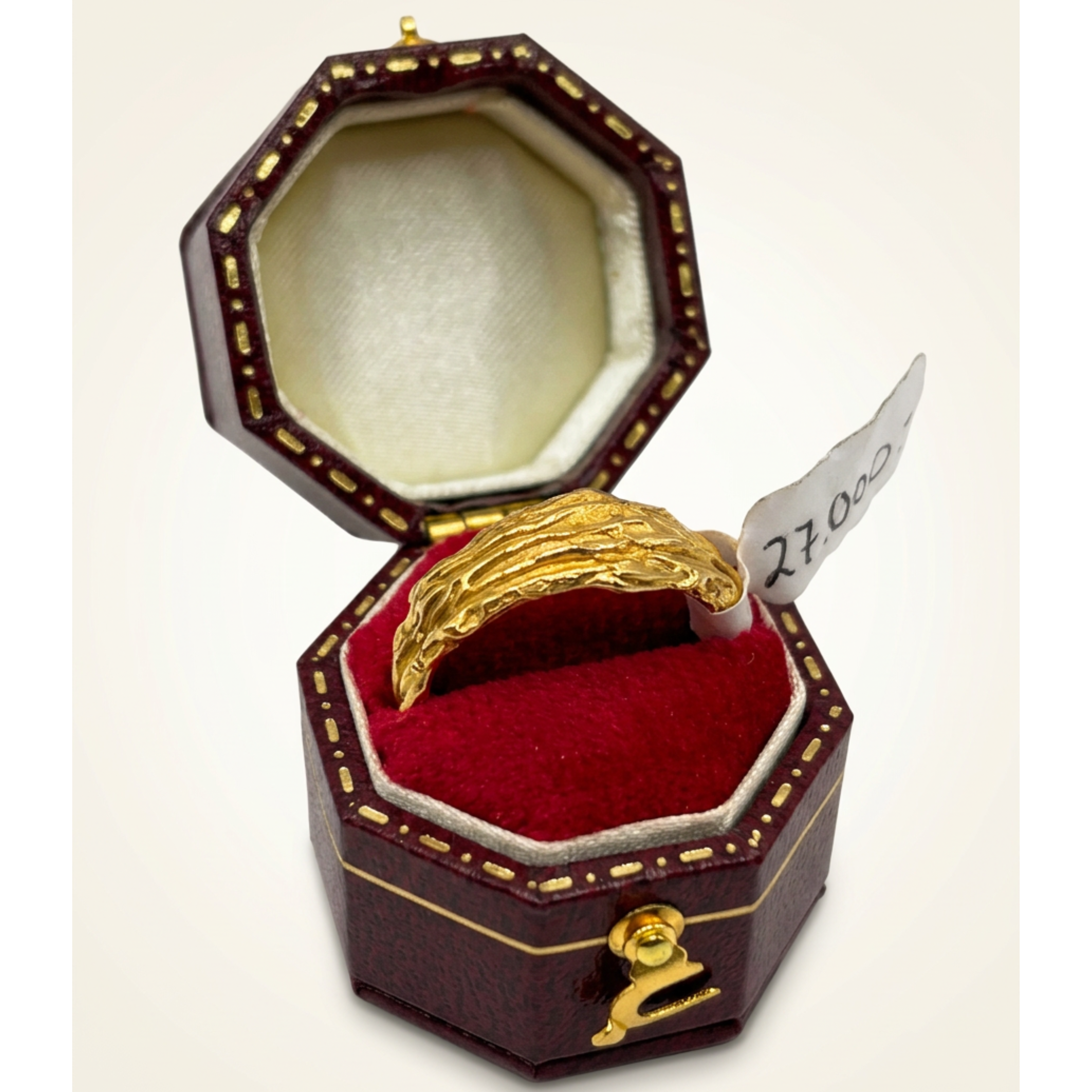 One of a kind textured gold plated silver ring with diamond stone, size 54mm, side view — Lilja Björk Jewellery
