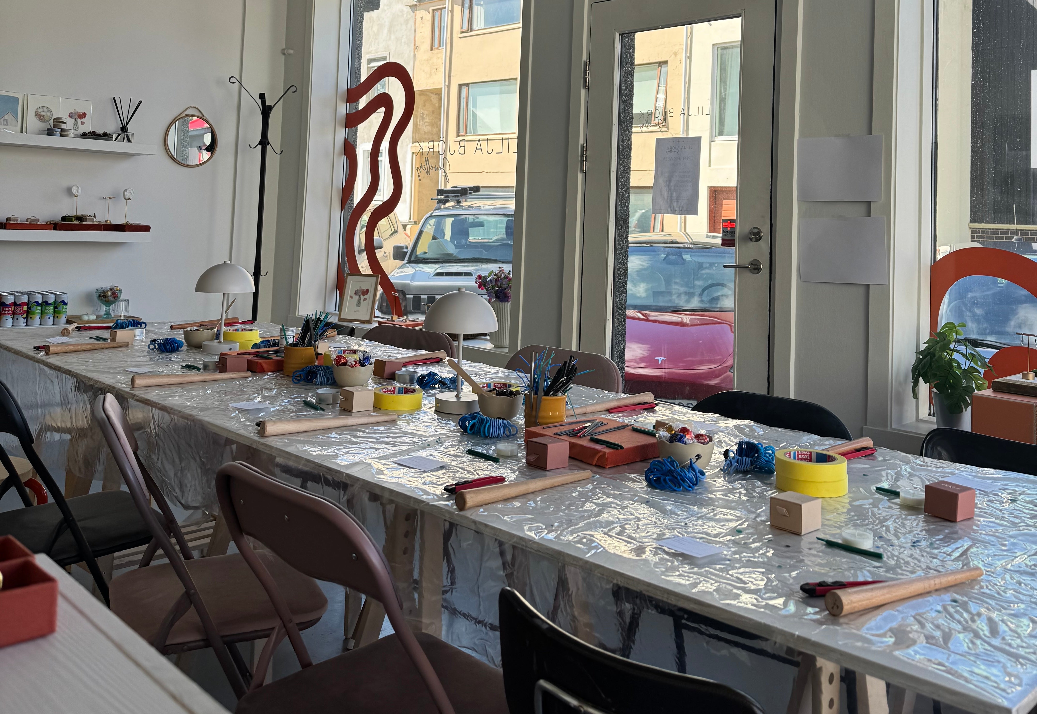 Skartgripanámskeið - Mótaðu þitt eigið skart (9.mars'26 kl 18:00)