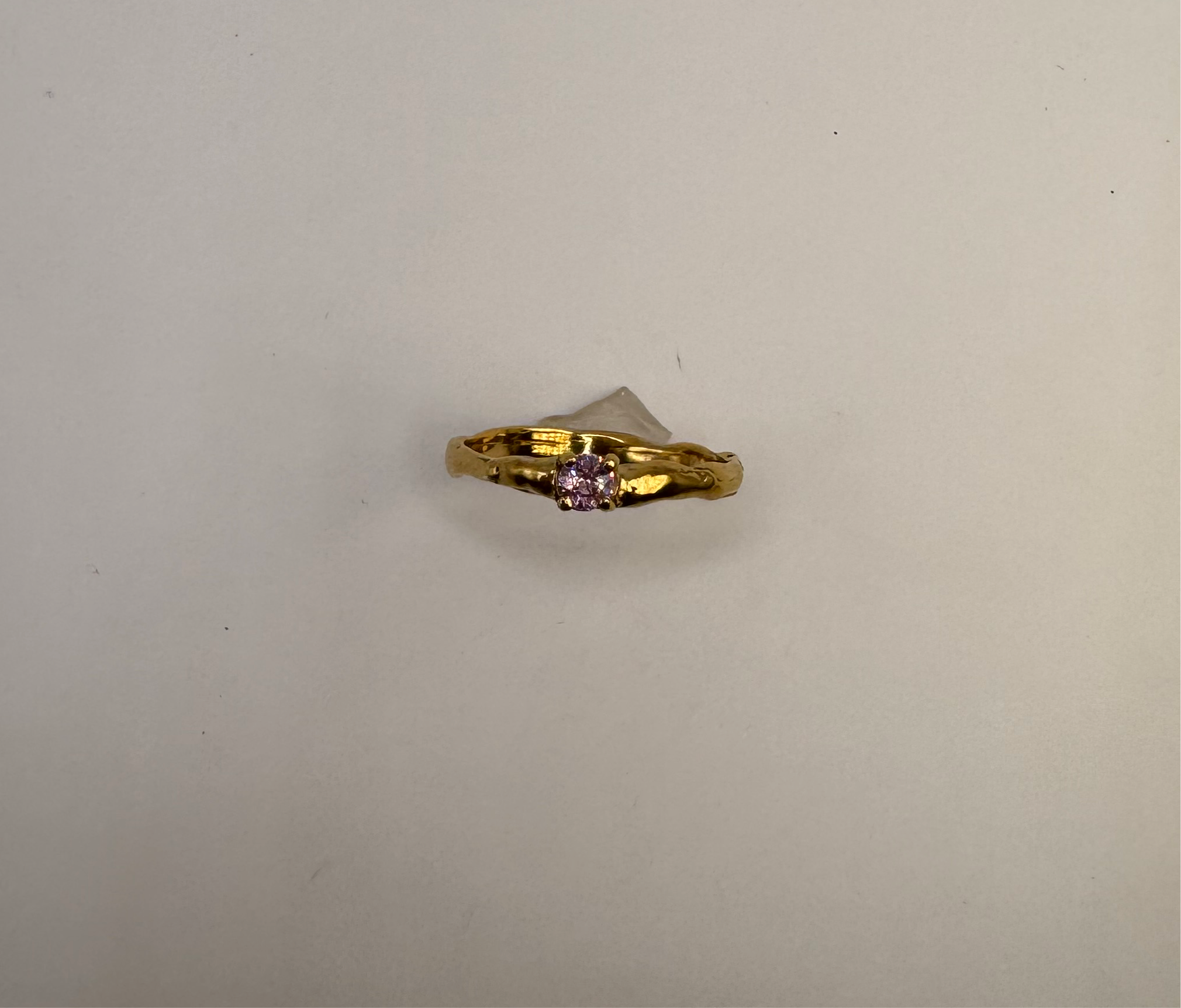 Lava Drift ring w. pink stone & 18K goldplating