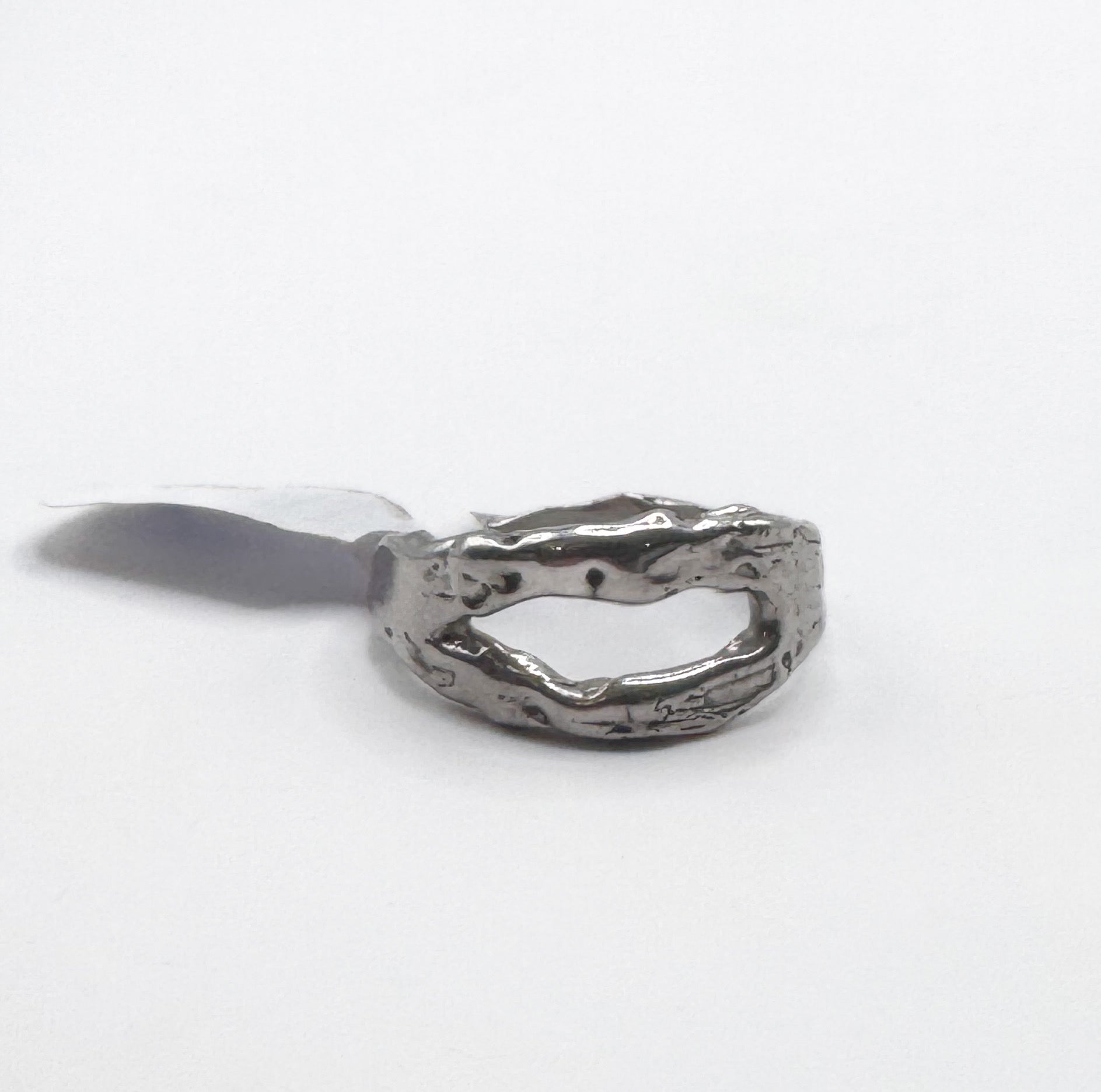 One of a kind hringur stærð 56MM
