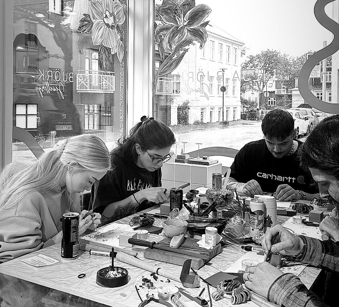 Skartgripanámskeið - Mótaðu þitt eigið skart (9.mars'26 kl 18:00)