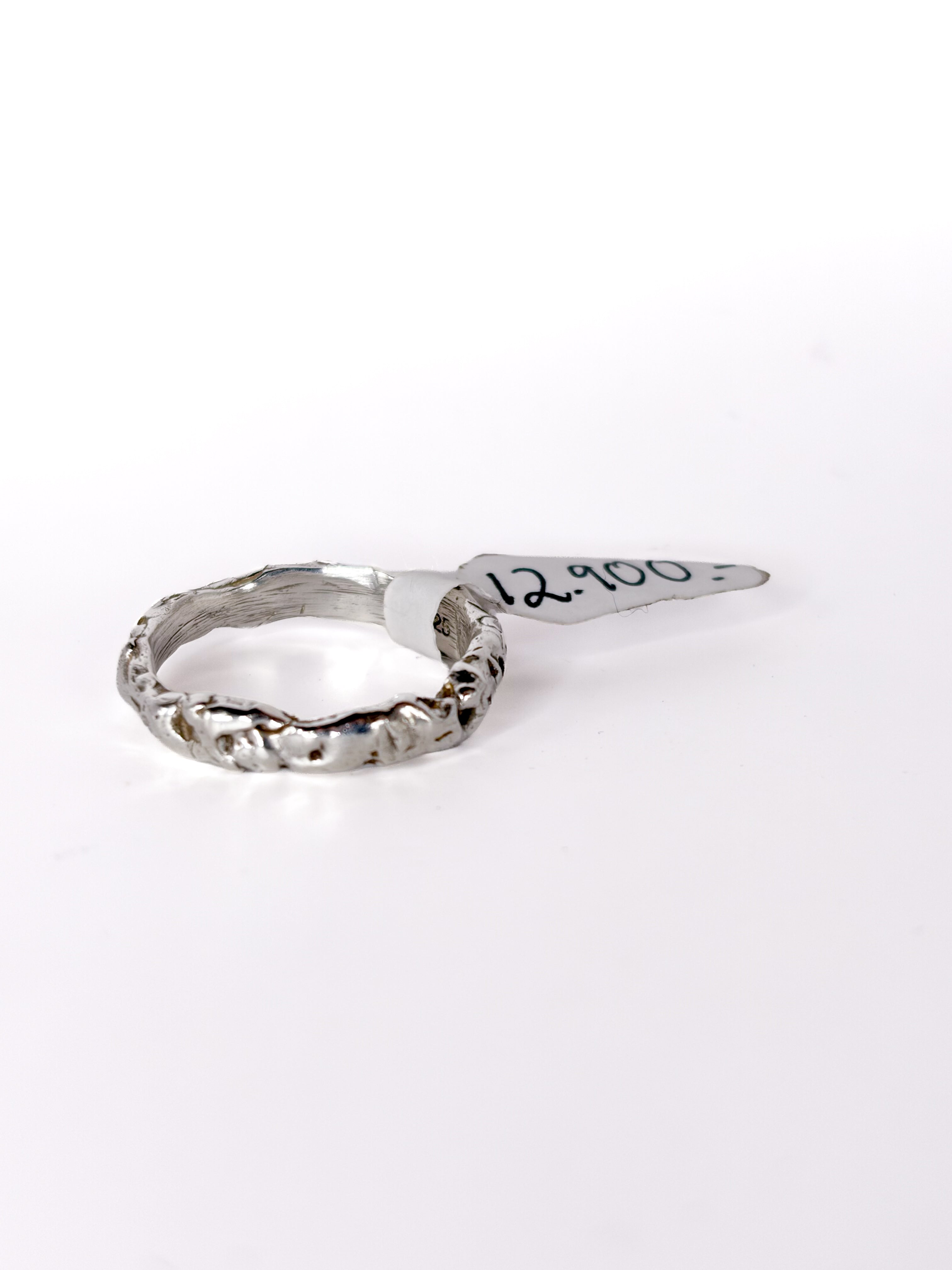 One of a kind ring in recycled 925 silver with rhodium plating, size 6 US / 51.5mm
