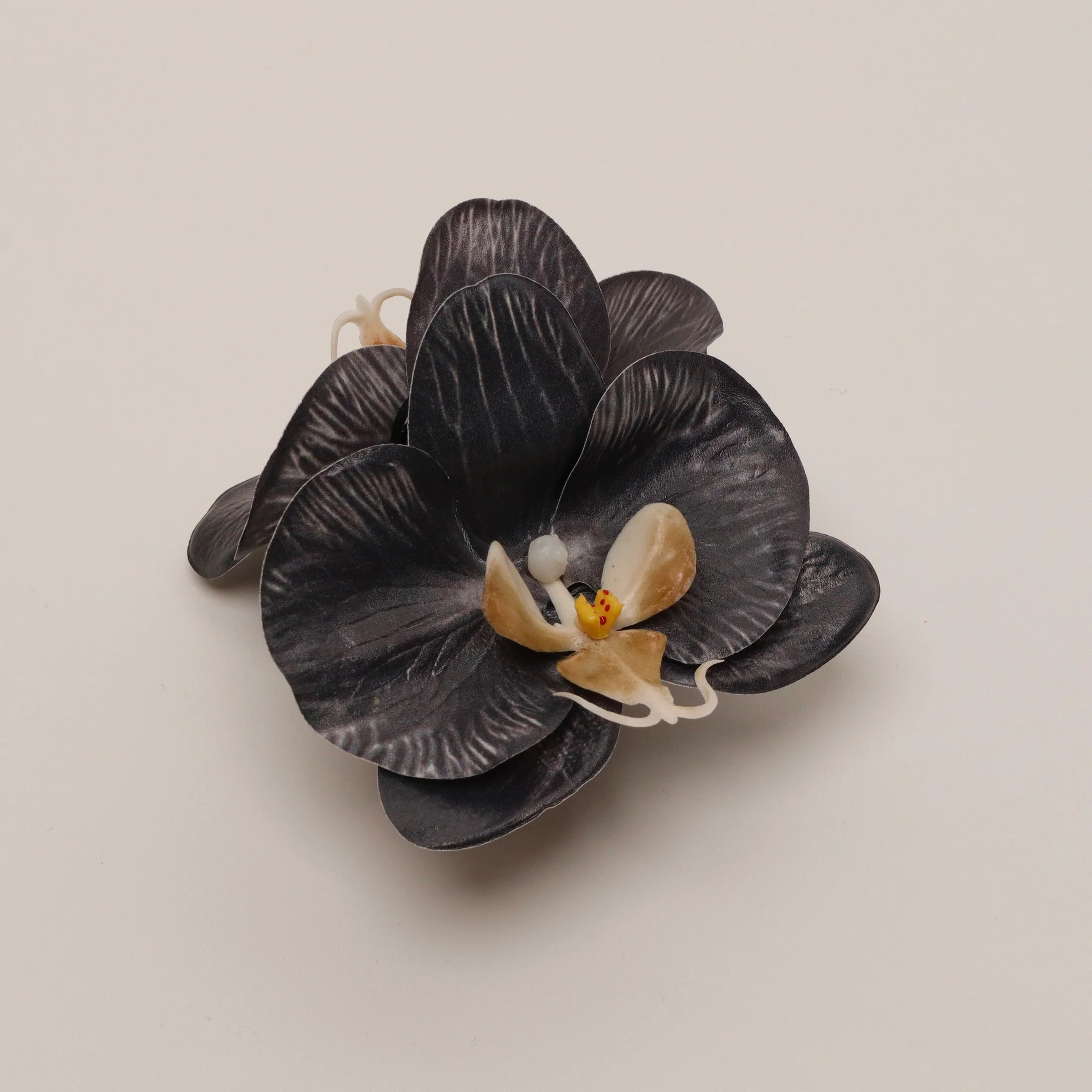 Small orchid hair clip - BLACK