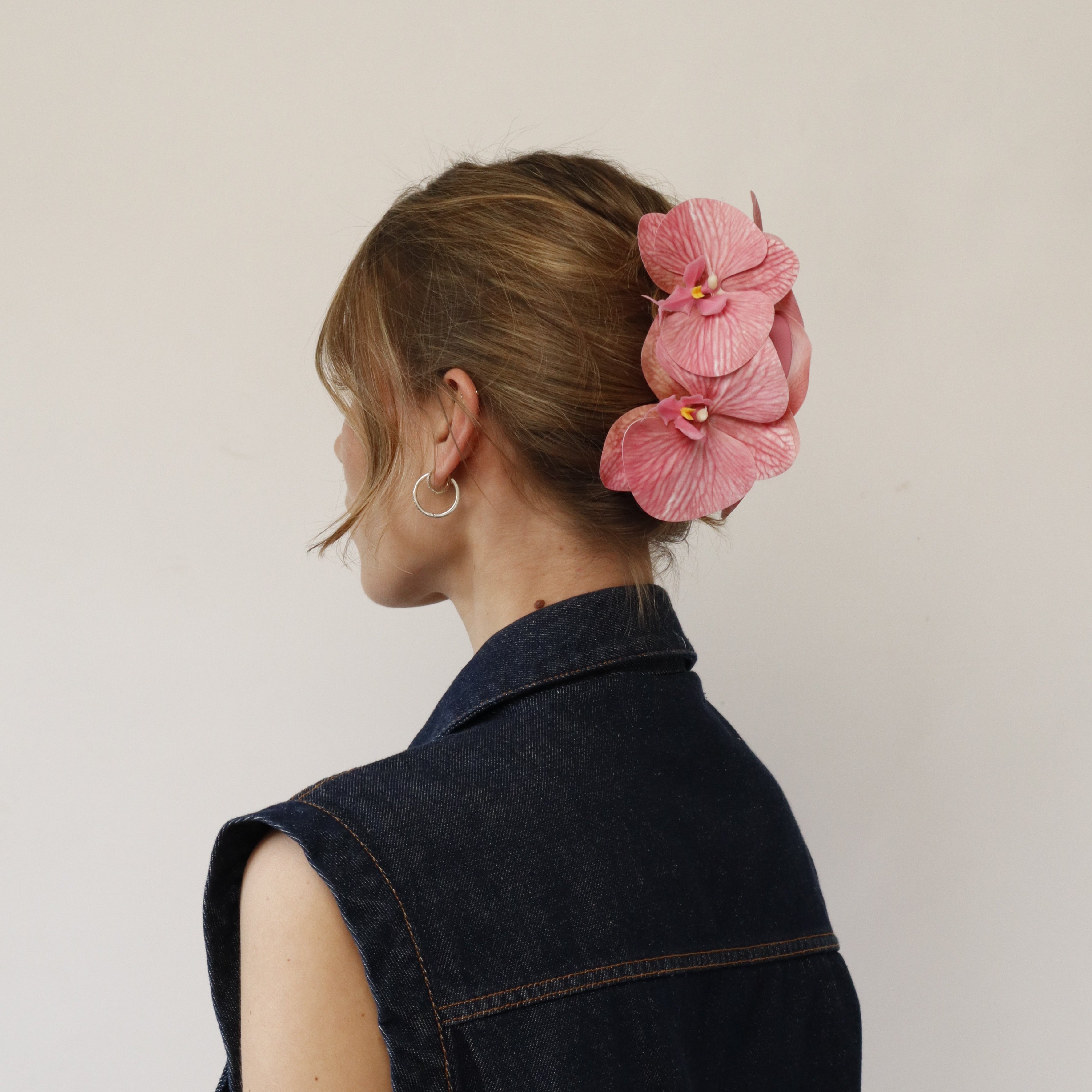 Large orchid hair clip - DUSTY PINK (summer edition)